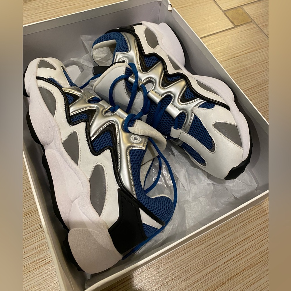 🆕 Sandro Sneakers - Picture 4 of 5